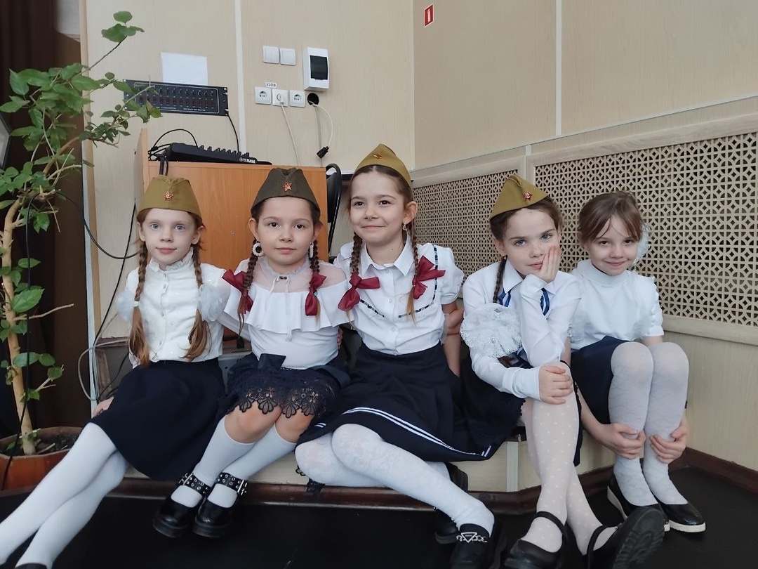 Фестиваль патриотической песни "Служу России".